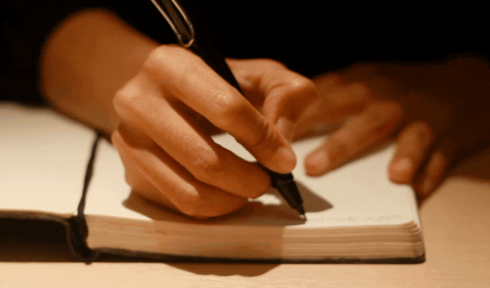 HANDWRITTEN NOTES ARE A RARE COMMODITY.  THEY ARE ALSO MORE IMPORTANT THAN EVER